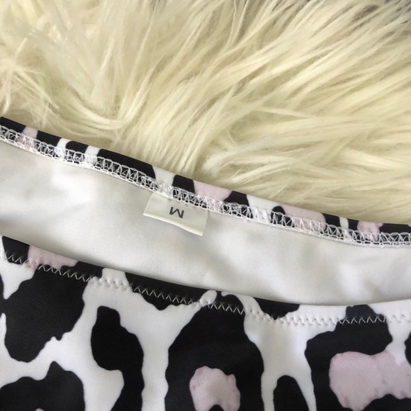 Brand new cheetah print swimsuit - Picture 2 of 2